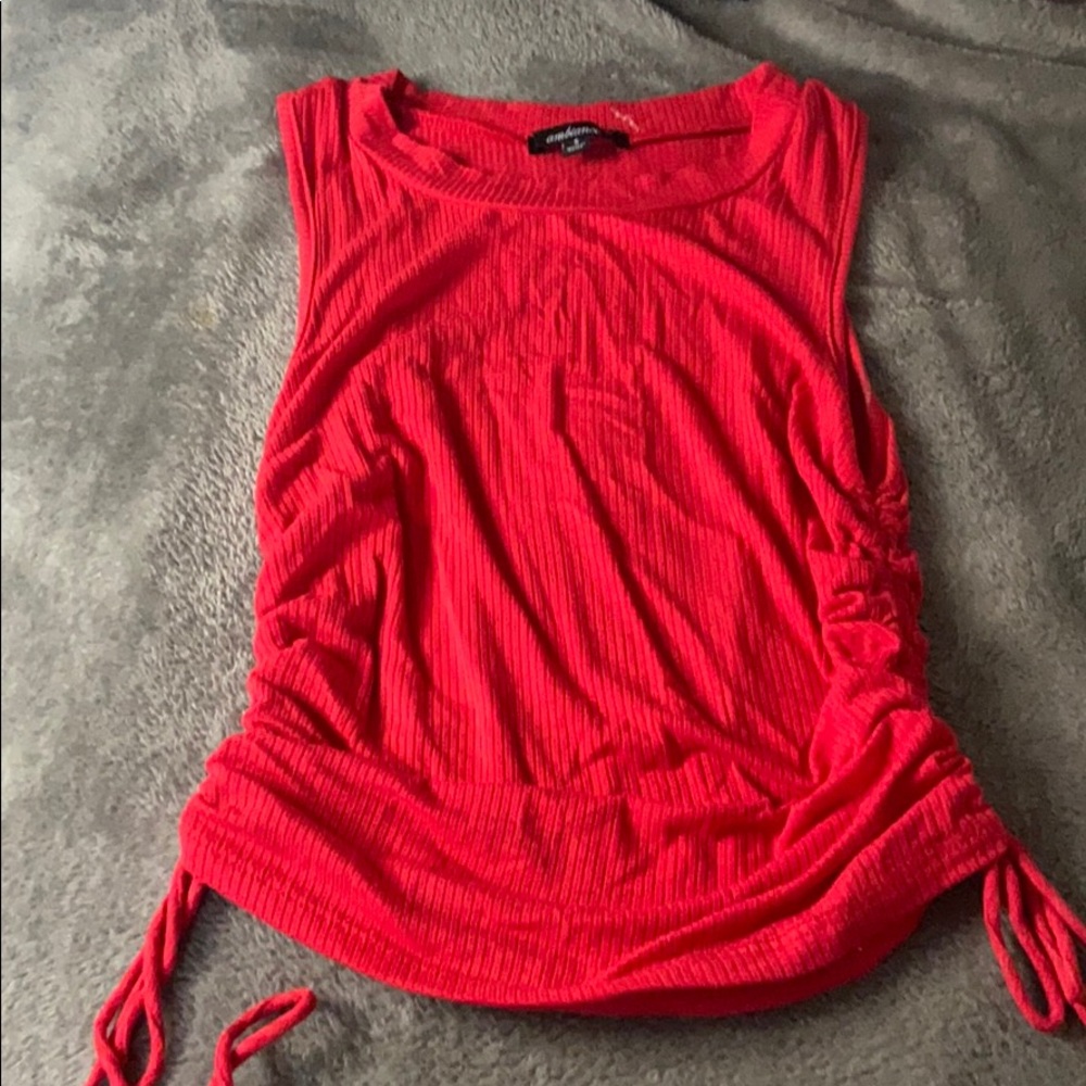 Forever 21 Women’s Cute Red Top